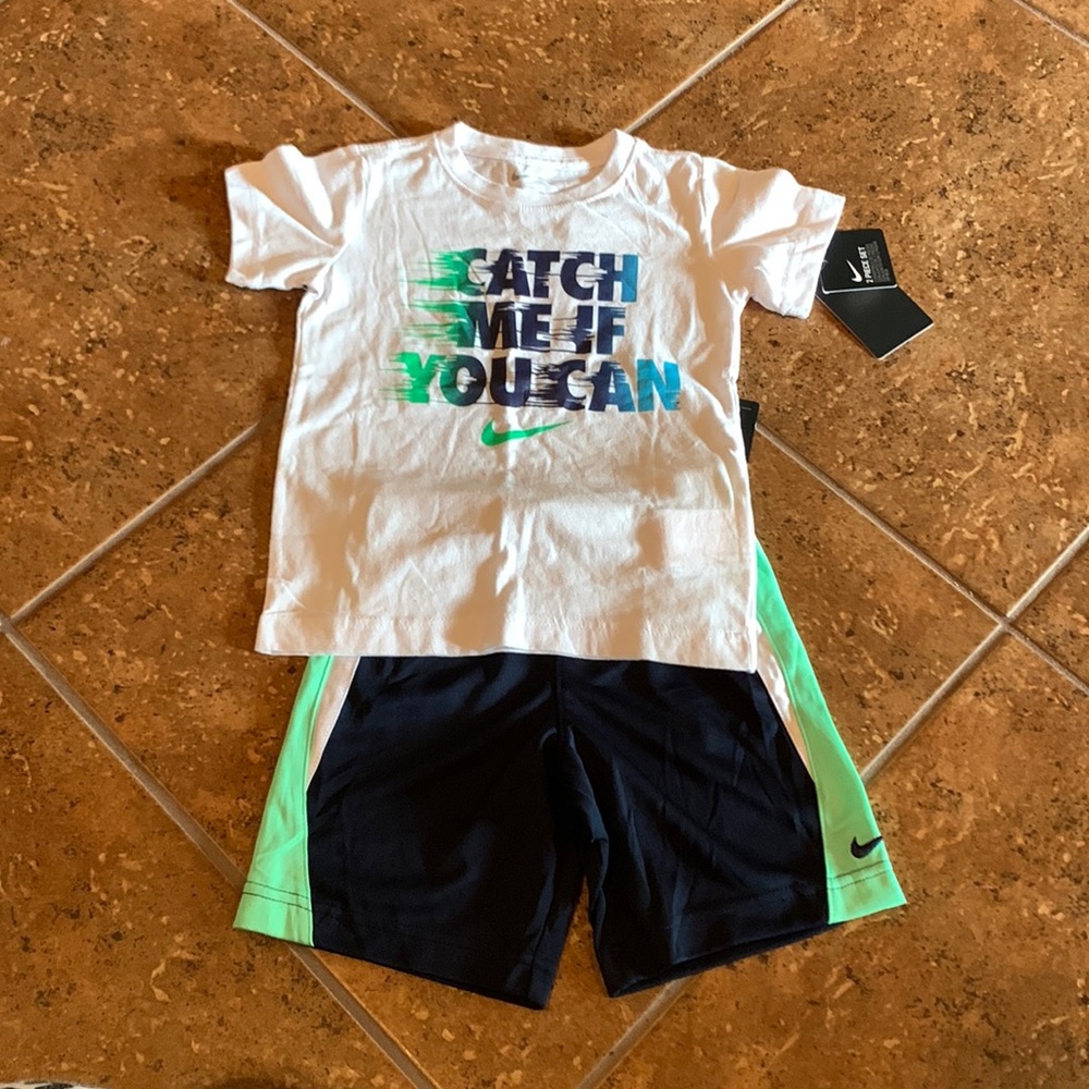 Boys Nike 2pc set